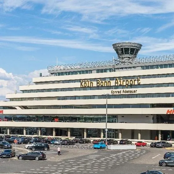 Modern Und Kinderfreundlich, 3Km Zu Messe, Airport Koeln-Bonn 0*, 쾰른 독일